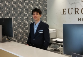 Franco Luis, contento de iniciar sus prácticas de Recepcionista Eurostars Mediterránea Plaza de Alicante