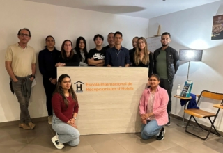 Nueva promoción del Curso Intensivo de Recepcionistas de Hotel en Barcelona 2025